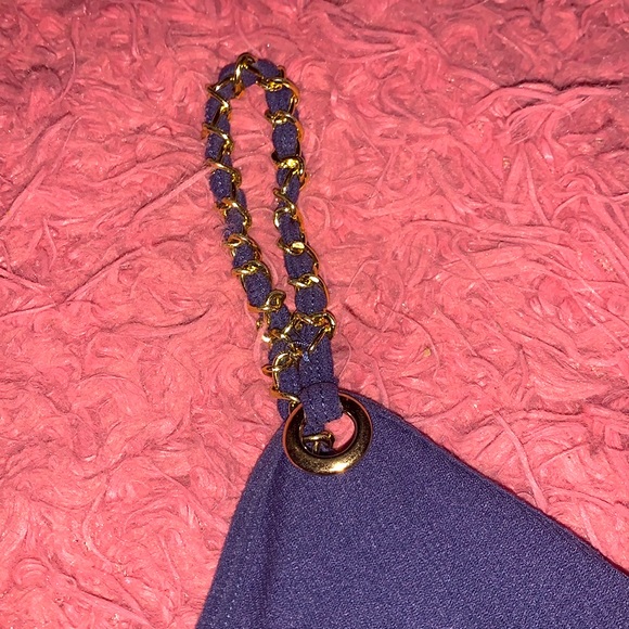 Blue tank crop top w faux gold chain straps - Picture 2 of 3